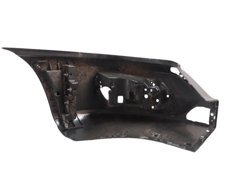 Recambio de moldura para iveco daily furgón 2.3 diesel referencia OEM IAM 105802315901  