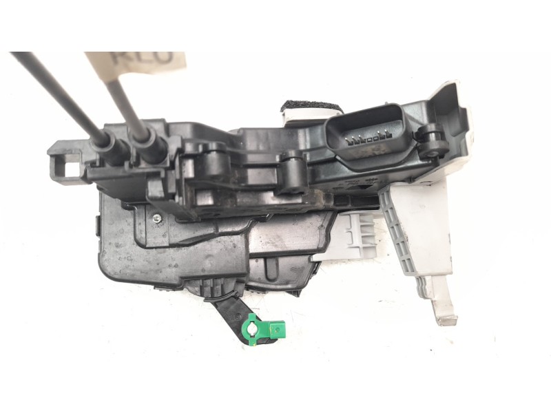 Recambio de cerradura puerta trasera izquierda para hyundai kona 1.0 tgdi cat referencia OEM IAM 81410J9000  