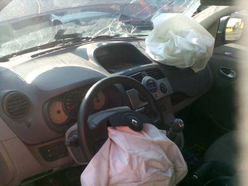 renault kangoo del año 2010