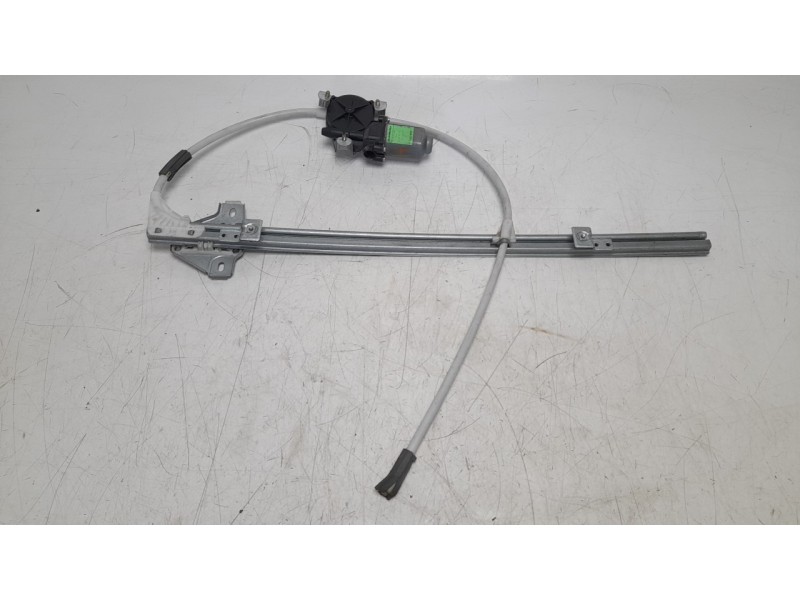 Recambio de elevalunas delantero izquierdo para renault master ii phase 2 bus mini - bus 9 - plazas l1h1 referencia OEM IAM 7700