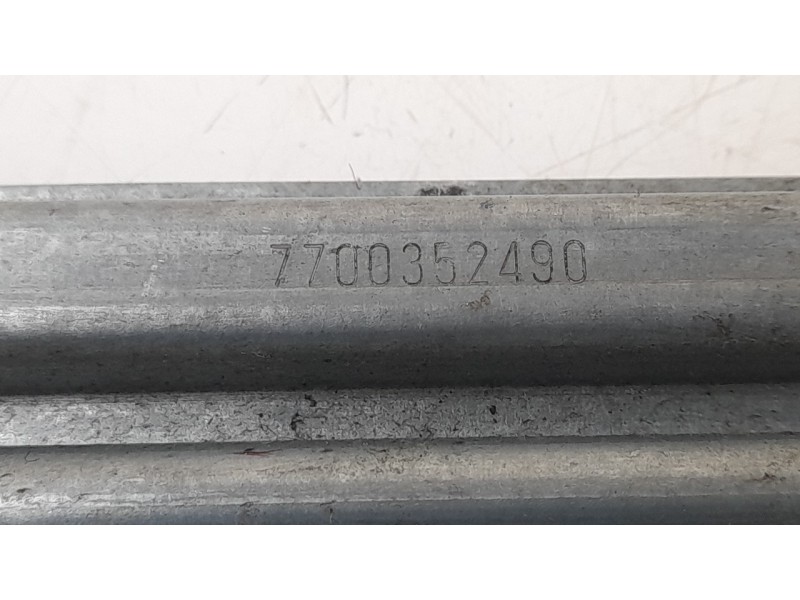 Recambio de elevalunas delantero izquierdo para renault master ii phase 2 bus mini - bus 9 - plazas l1h1 referencia OEM IAM 7700