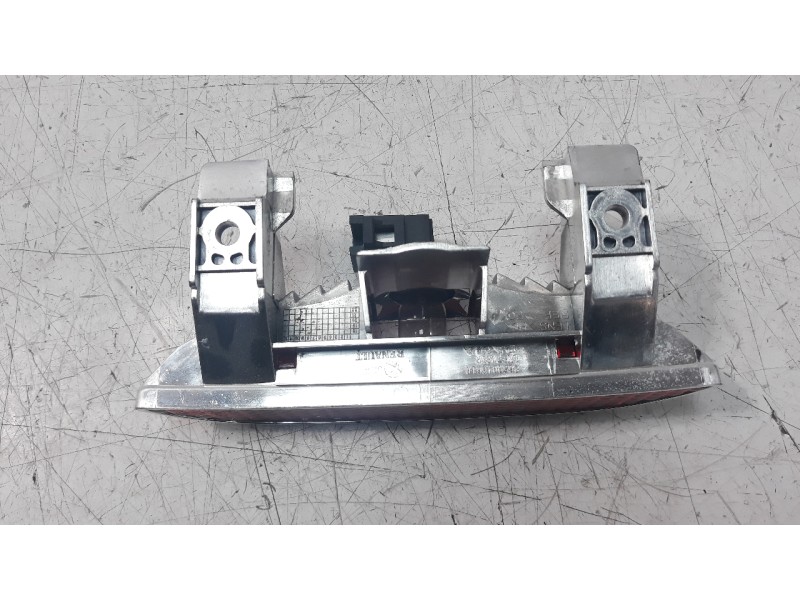 Recambio de luz central de freno para dacia spring electric comfort referencia OEM IAM 265901661R  