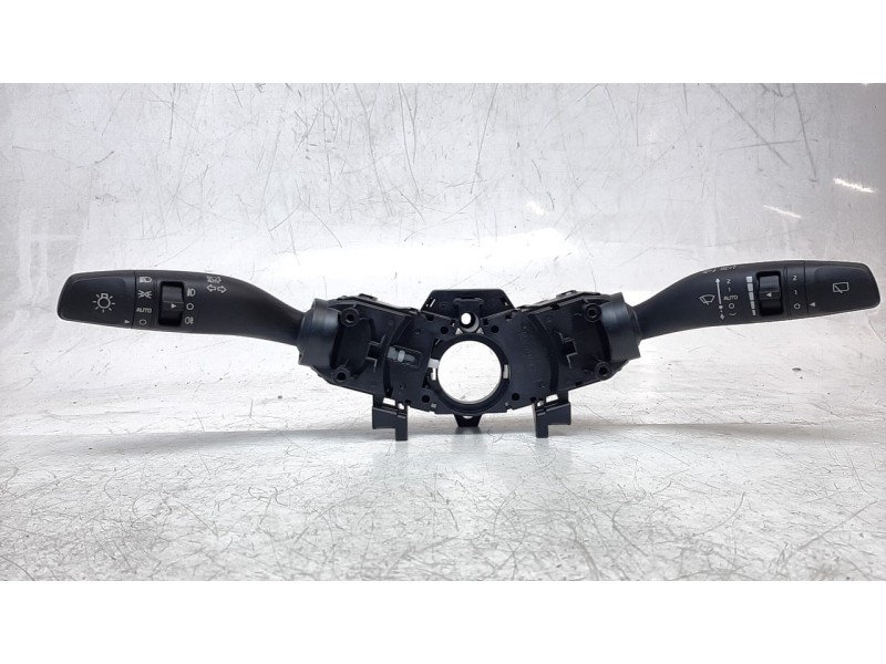 Recambio de mando multifuncion para kia stonic (ybcuv) 1.0 tgdi cat referencia OEM IAM 93404D4962  