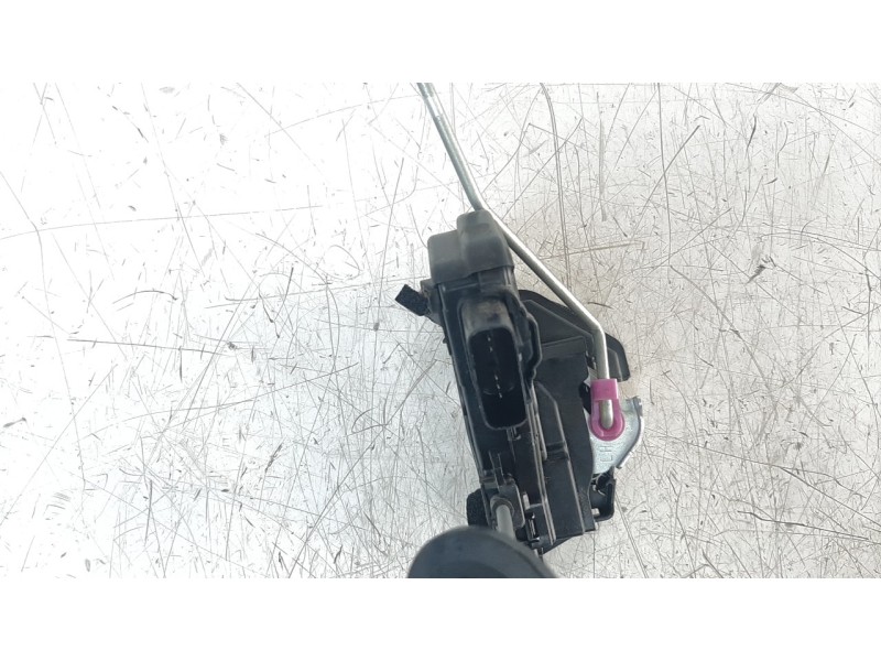 Recambio de cerradura puerta trasera izquierda para kia niro referencia OEM IAM 81410G5000HDL  