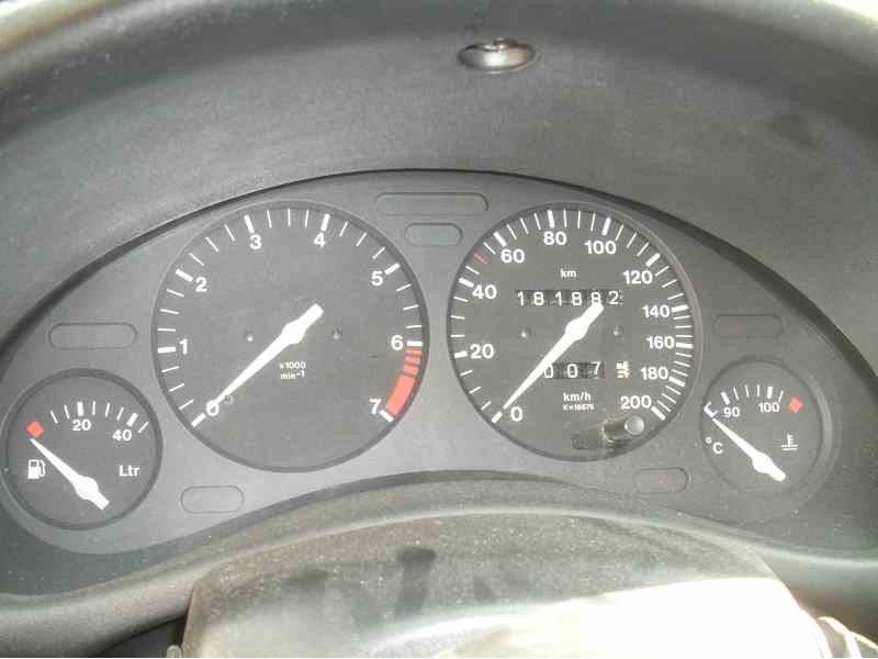 opel corsa b del año 1997