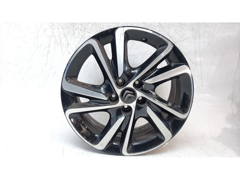 Recambio de llanta para citroen c4 picasso feel referencia OEM IAM 9813863177  