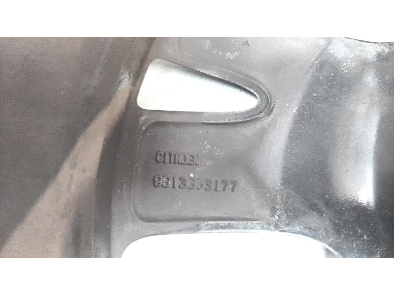Recambio de llanta para citroen c4 picasso feel referencia OEM IAM 9813863177  