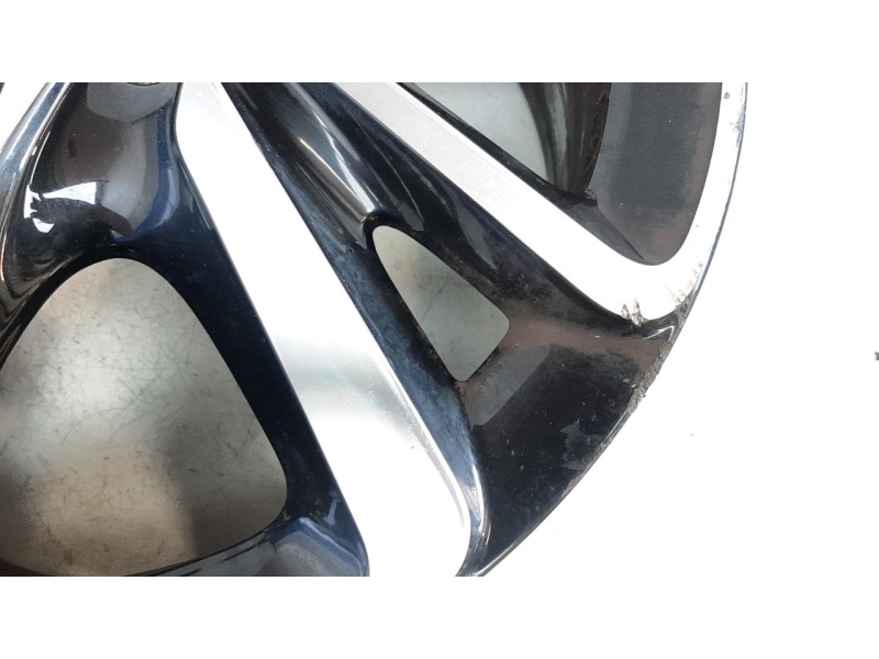 Recambio de llanta para citroen c4 picasso feel referencia OEM IAM 9813863177 17PULGADAS 