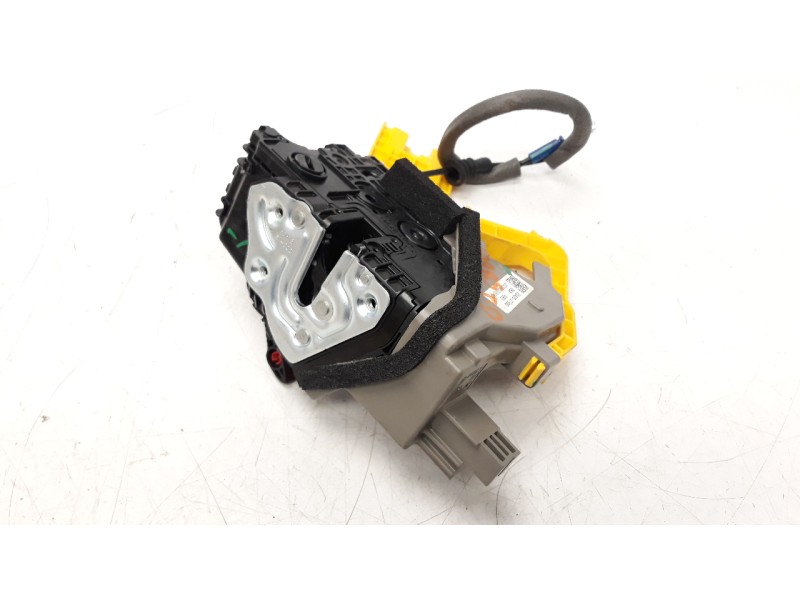 Recambio de cerradura puerta trasera derecha para kia xceed 1.0 tgdi cat referencia OEM IAM 81420J7300  