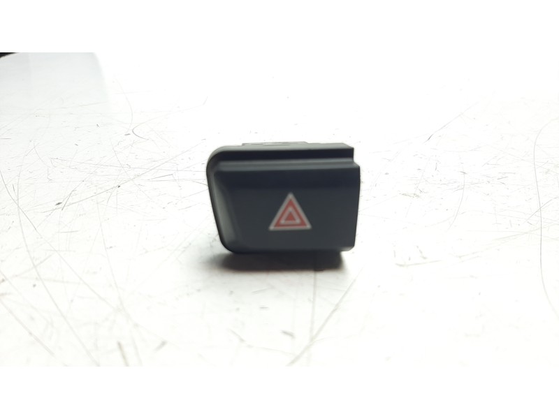 Recambio de warning para peugeot 208 1.6 16v hdi fap referencia OEM IAM 96750916ZD IEF340007CP 
