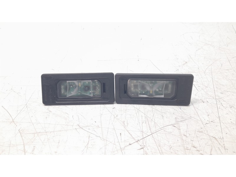 Recambio de piloto matricula para land rover discovery sport 2.0 td4 cat referencia OEM IAM GX7313B627AB  