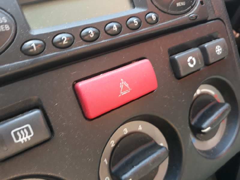 Recambio de warning para land rover freelander (ln) 1.8 16v cat referencia OEM IAM YUG102220  