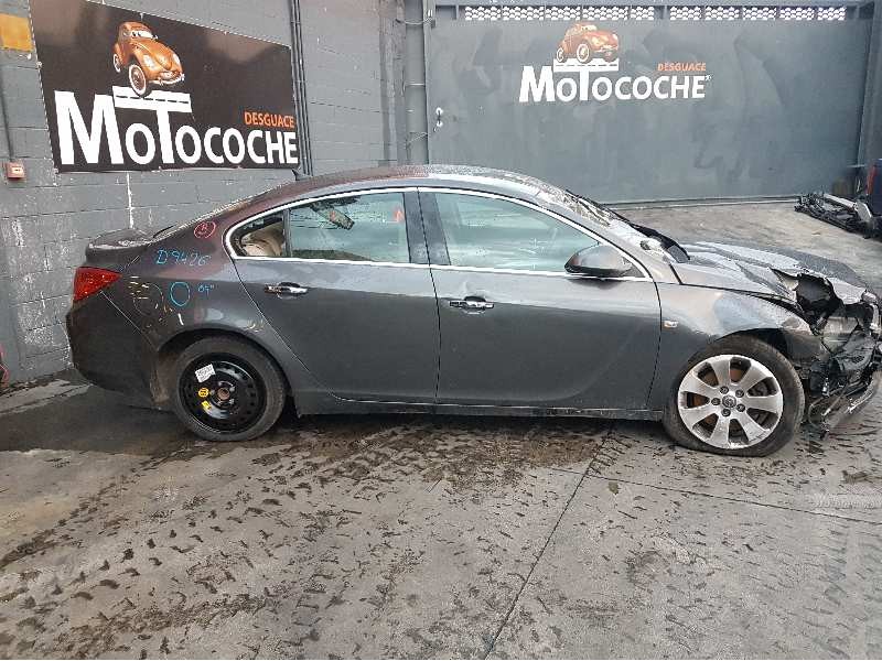opel insignia berlina del año 2009
