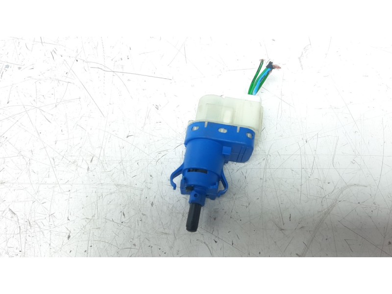 Recambio de sensor para iveco daily furgón 2.3 diesel referencia OEM IAM 53378929  