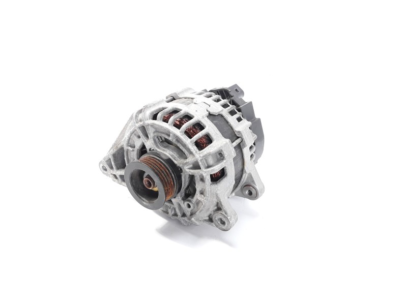 Recambio de alternador para mercedes-benz clase cla (w117) shooting brake cla 200 d (117.908) referencia OEM IAM 0009063322 ALF2