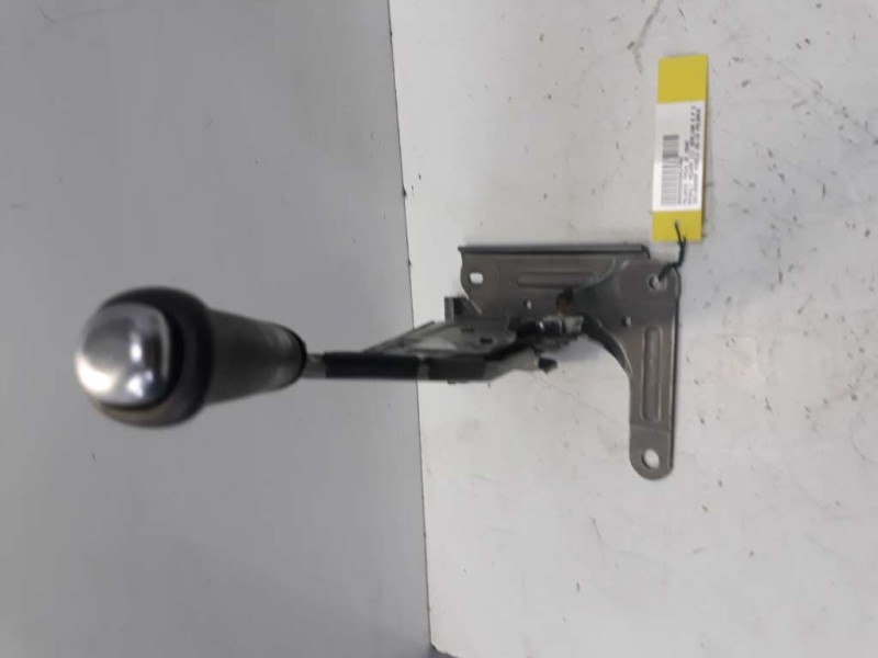 Recambio de palanca freno para renault megane iii berlina 5 p style referencia OEM IAM 360100005R  