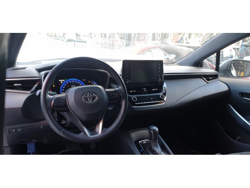 toyota corolla (e21) del año 2021