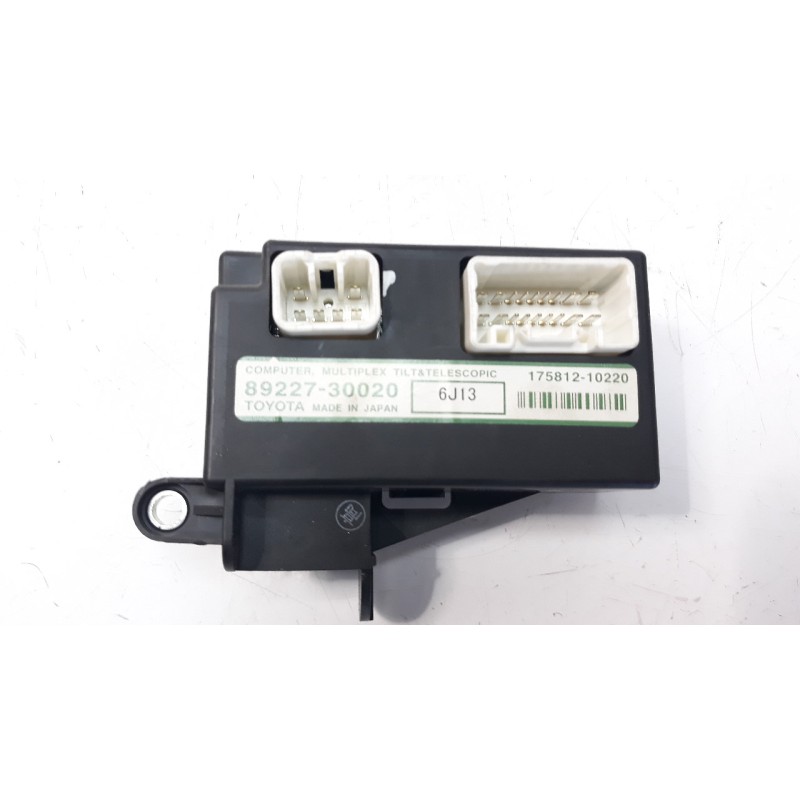 Recambio de modulo electronico para lexus is200 (ds2/is2) 2.2 d-4d cat referencia OEM IAM 8922730020  