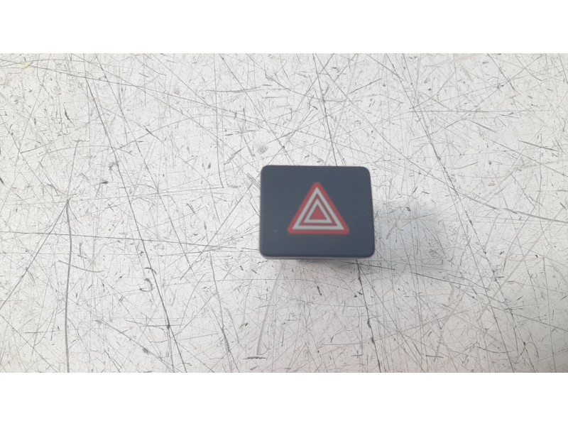 Recambio de warning para audi a4 berlina (8wc) 35 tdi s line referencia OEM IAM 8W0941509A  