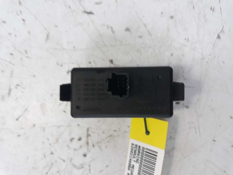 Recambio de warning para renault megane iii berlina 5 p style referencia OEM IAM 8200214896A REN15300 