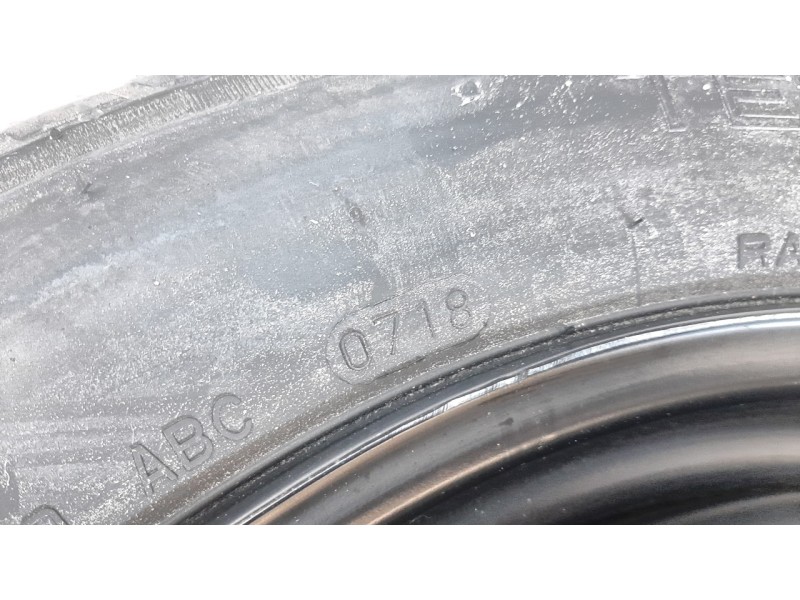 Recambio de neumatico repuesto para citroen c4 picasso feel referencia OEM IAM T1258516  