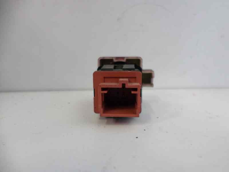 Recambio de warning para citroen c4 berlina referencia OEM IAM 96480877  