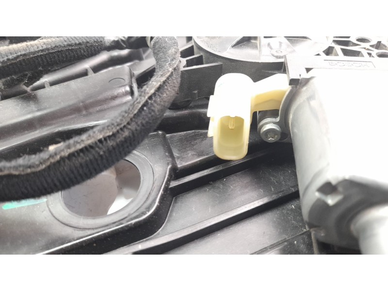 Recambio de elevalunas trasero izquierdo para kia xceed 1.0 tgdi cat referencia OEM IAM 83470J7300  