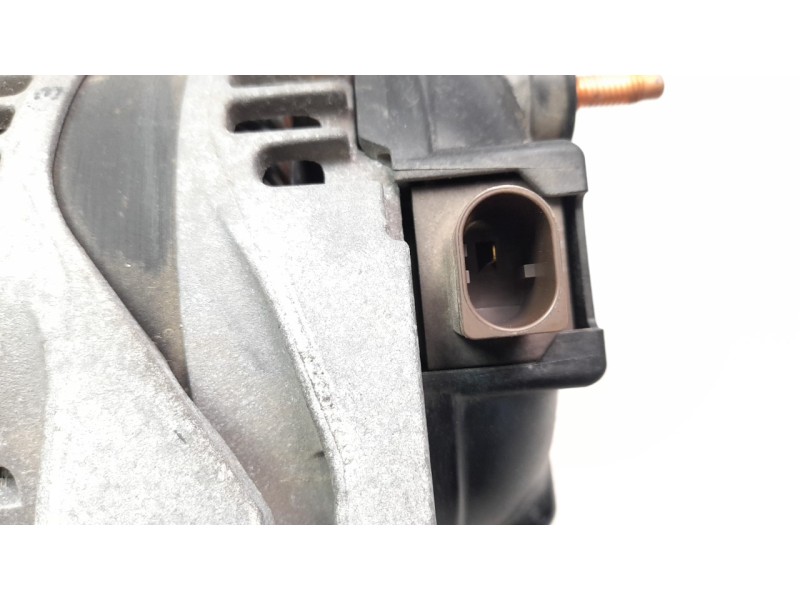 Recambio de alternador para jeep compass ii 1.4 m-air cat referencia OEM IAM 56029784AA  