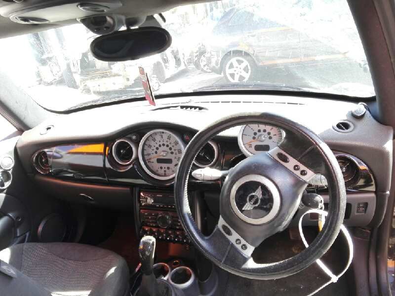 mini mini (r50,r53) del año 2003