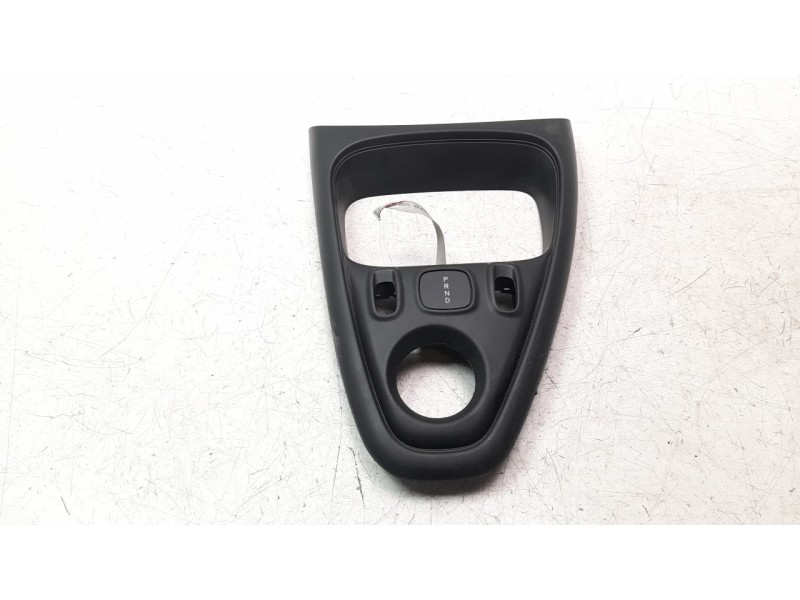 Recambio de moldura para smart fortwo cabrio referencia OEM IAM A4536831800  