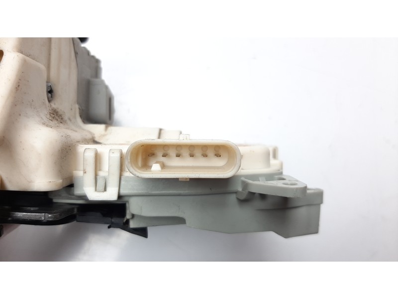 Recambio de cerradura puerta delantera derecha para audi a5 sportback (8t) 2.0 16v tdi referencia OEM IAM 8J1837016C CRDVW1112 E