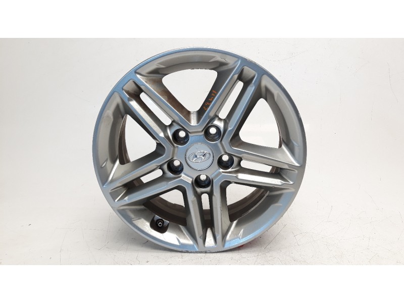 Recambio de llanta para hyundai kona 1.0 tgdi cat referencia OEM IAM 52910J9100 16 PULGADAS 