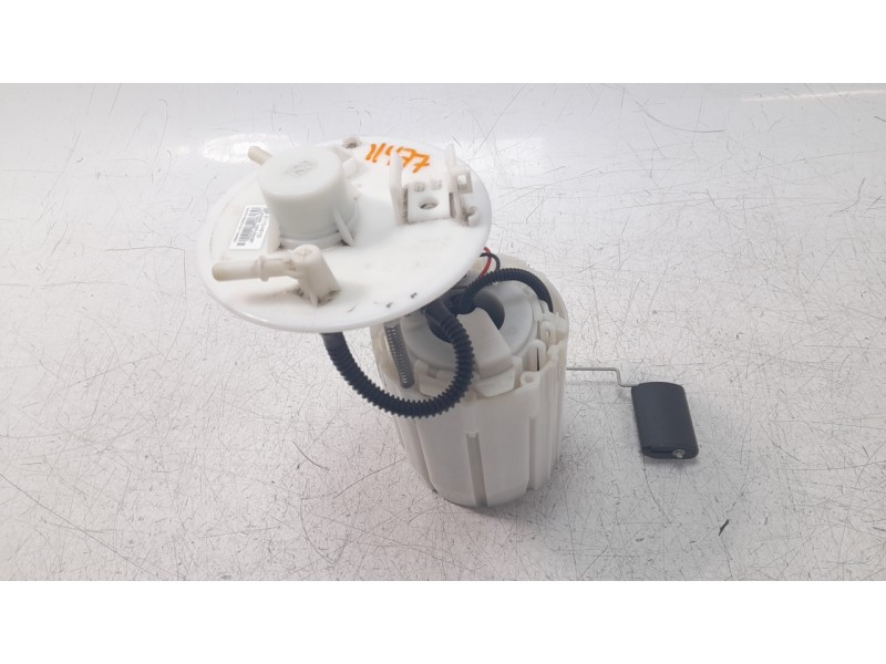 Recambio de bomba combustible para kia rio (yb) 1.2 cat referencia OEM IAM 31110H8100  