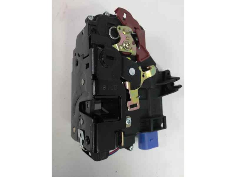 Recambio de cerradura puerta trasera izquierda para volkswagen golf v berlina (1k1) referencia OEM IAM 7L0839015A CRDVW1007 EZCV