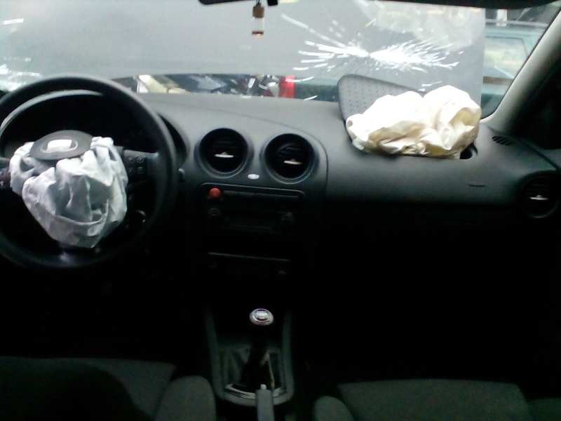 seat ibiza (6l1) del año 2005