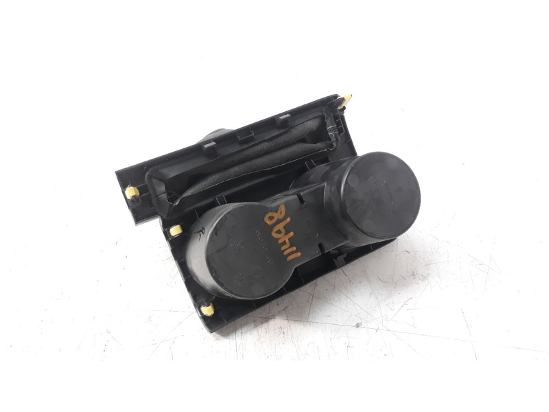 Recambio de moldura para toyota auris 1.4 turbodiesel cat referencia OEM IAM 5880402460  