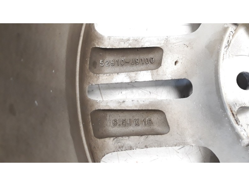 Recambio de llanta para hyundai kona 1.0 tgdi cat referencia OEM IAM 52910J9100  