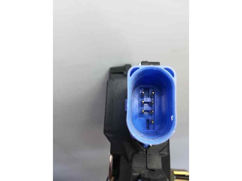 Recambio de cerradura puerta trasera izquierda para volkswagen golf v berlina (1k1) referencia OEM IAM 7L0839015A CRDVW1007 EZCV