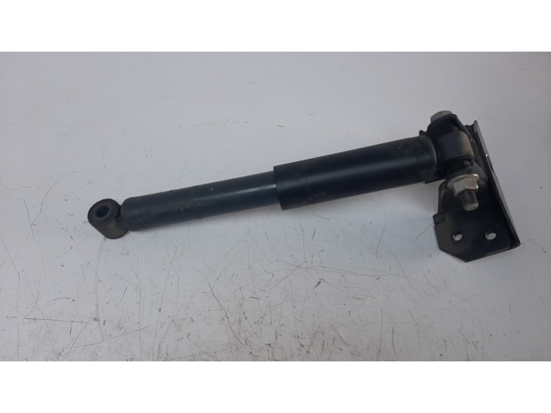 Recambio de amortiguador trasero izquierdo para iveco daily furgón 2.3 diesel referencia OEM IAM 5801771630  