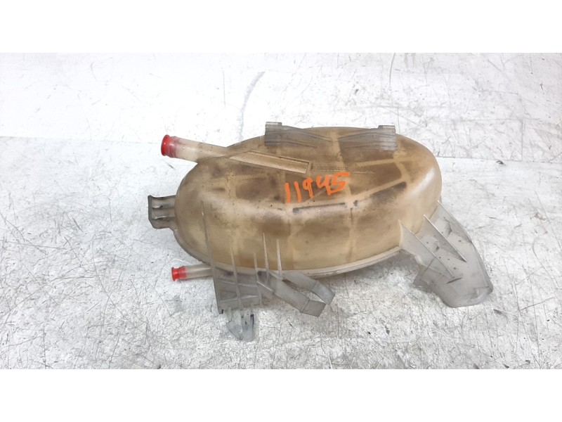 Recambio de deposito expansion para renault master ii phase 2 bus mini - bus 9 - plazas l1h1 referencia OEM IAM 8200199170 48580