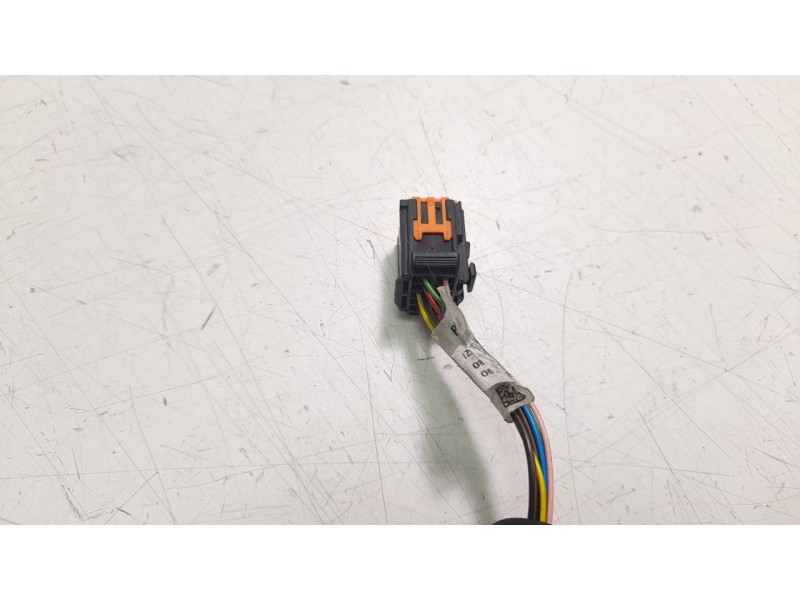 Recambio de retrovisor izquierdo para citroen c4 picasso feel referencia OEM IAM 98289539VL  