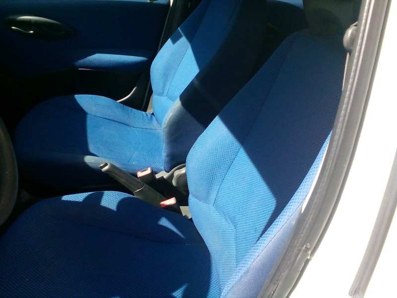 fiat punto berlina (188) del año 2001