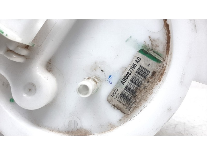 Recambio de bomba combustible para jeep compass ii 1.4 m-air cat referencia OEM IAM 68367970AB AR0037795AD 