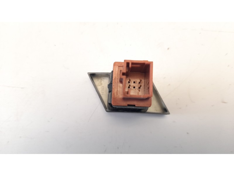 Recambio de interruptor para citroen c4 picasso avatar referencia OEM IAM 96553138ZD  