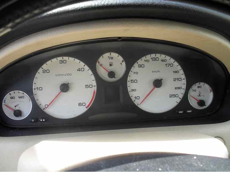 peugeot 607 (s1) del año 2001