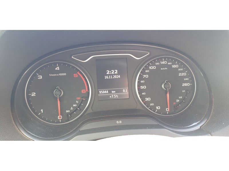 audi a3 sportback (8va) del año 2014