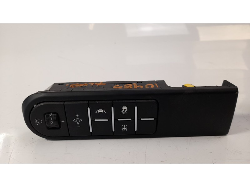 Recambio de mando multifuncion para kia xceed 1.0 tgdi cat referencia OEM IAM 93700J7270  