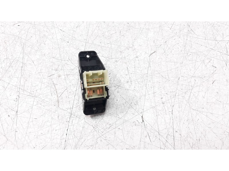 Recambio de mando elevalunas trasero derecho para hyundai kona 1.0 tgdi cat referencia OEM IAM 93576J9000  