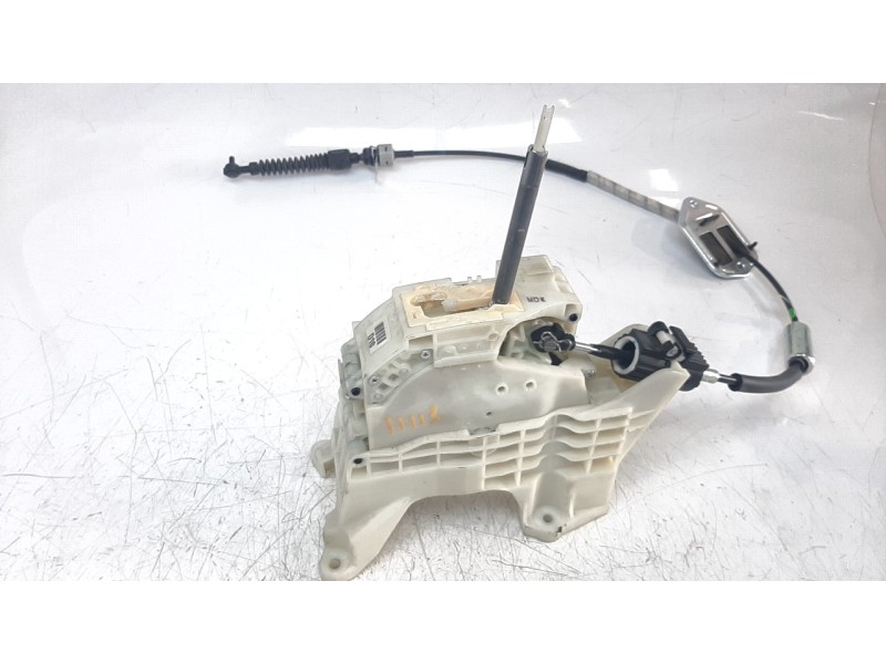 Recambio de palanca cambio para kia niro referencia OEM IAM 46701D4430  