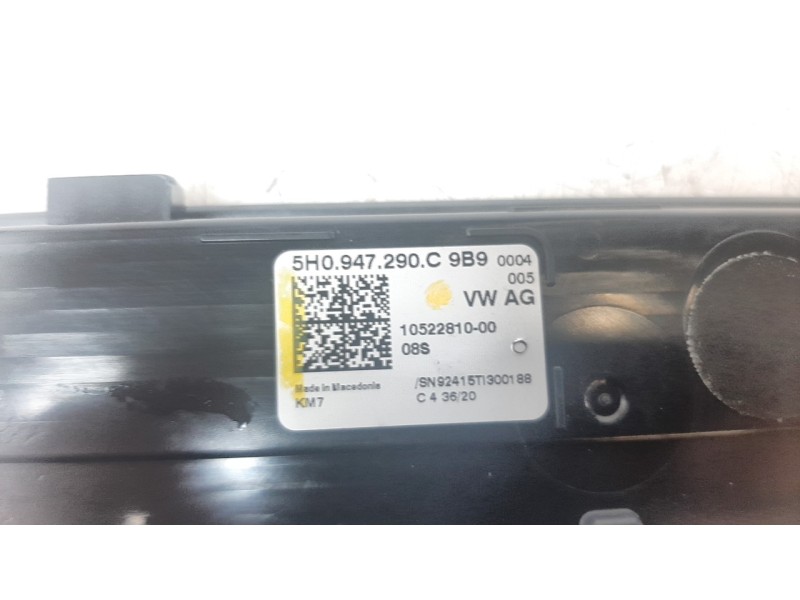 Recambio de luz interior para seat leon (kl1) 1.5 16v etsi act referencia OEM IAM 5H0947290C  